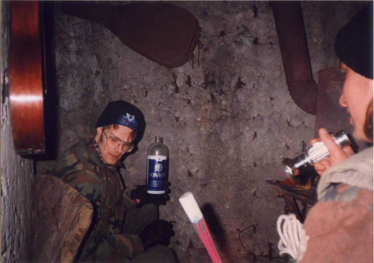 Unkas v bunkru zvanm Chrpac ko na silvestra 1996-97