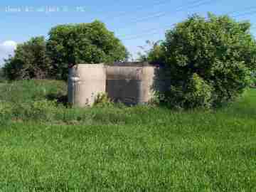 Zabetonovan bunkr nedaleko Slanho